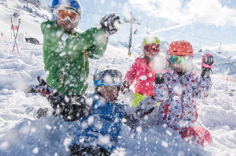 Winter18 (c)Warth-Schröcken Tourismus_Fotograf Sebastian Stiphout_groß_744